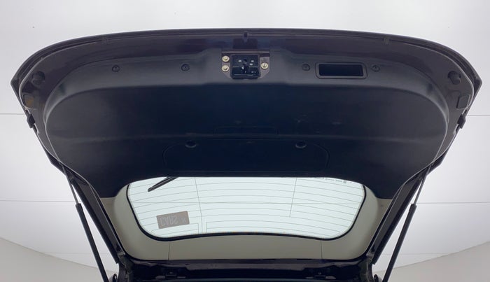 2019 Mahindra XUV500 W9 AT, Diesel, Automatic, 17,578 km, Boot Door Open