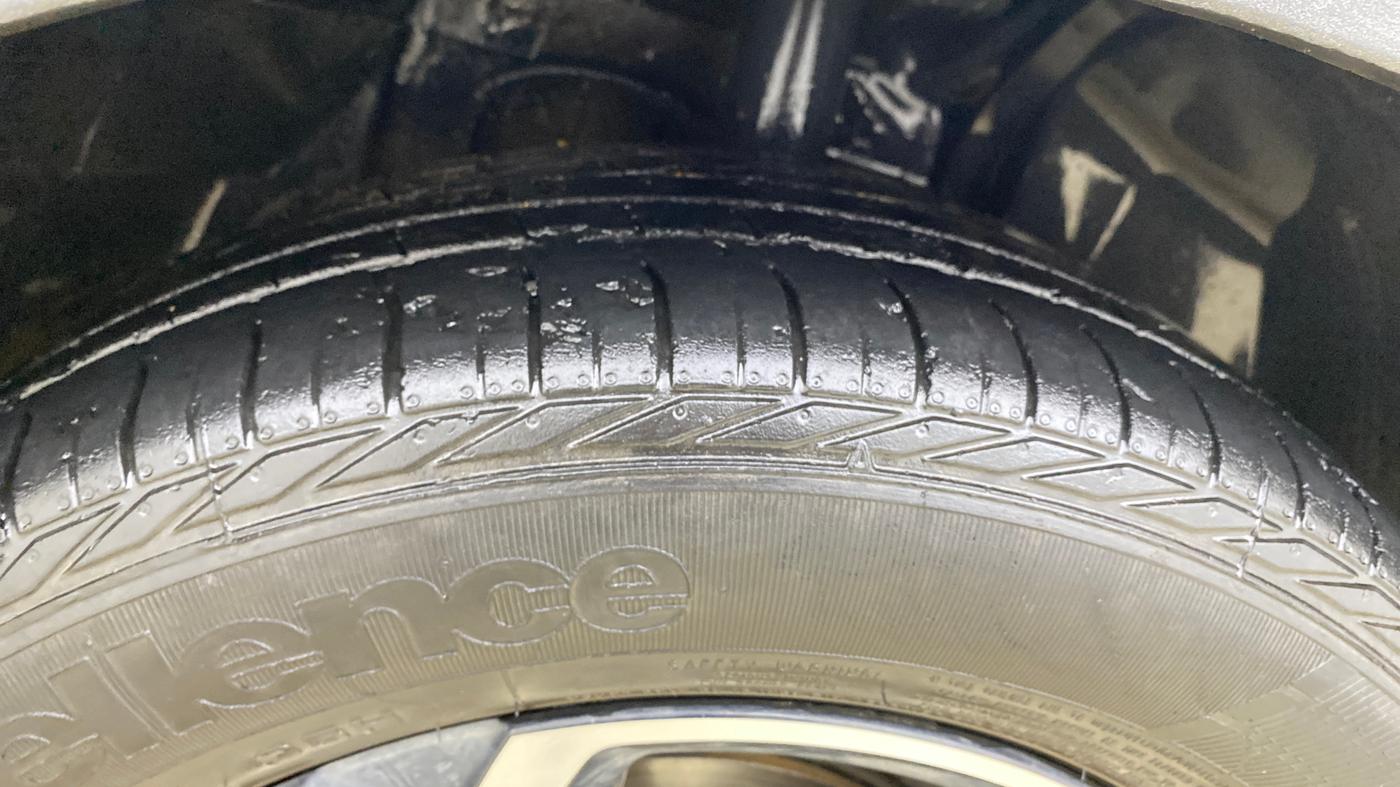 2023 Tata NEXON XZA PLUS DIESEL, Diesel, Automatic, 69,798 km, Right Front Tyre Tread