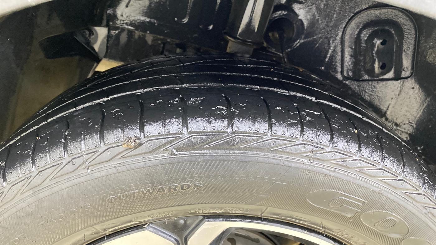 2023 Tata NEXON XZA PLUS DIESEL, Diesel, Automatic, 69,798 km, Right Rear Tyre Tread