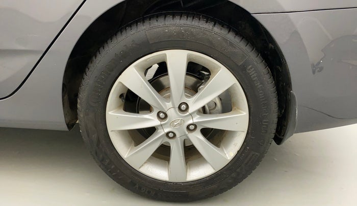 2013 Hyundai Verna FLUIDIC 1.6 VTVT SX, Petrol, Manual, 76,479 km, Left Rear Wheel