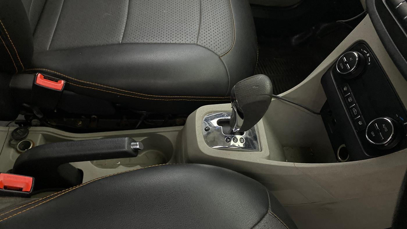 2019 Tata Tiago XZA PLUS PETROL, Petrol, Automatic, 28,058 km, Gear Lever