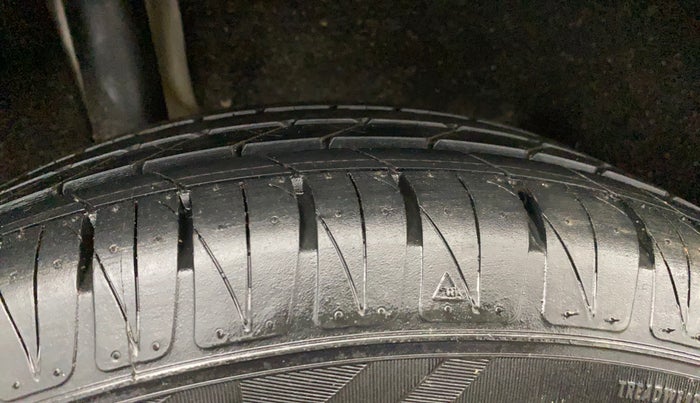 2019 Maruti Vitara Brezza ZDI, Diesel, Manual, 37,013 km, Right Rear Tyre Tread