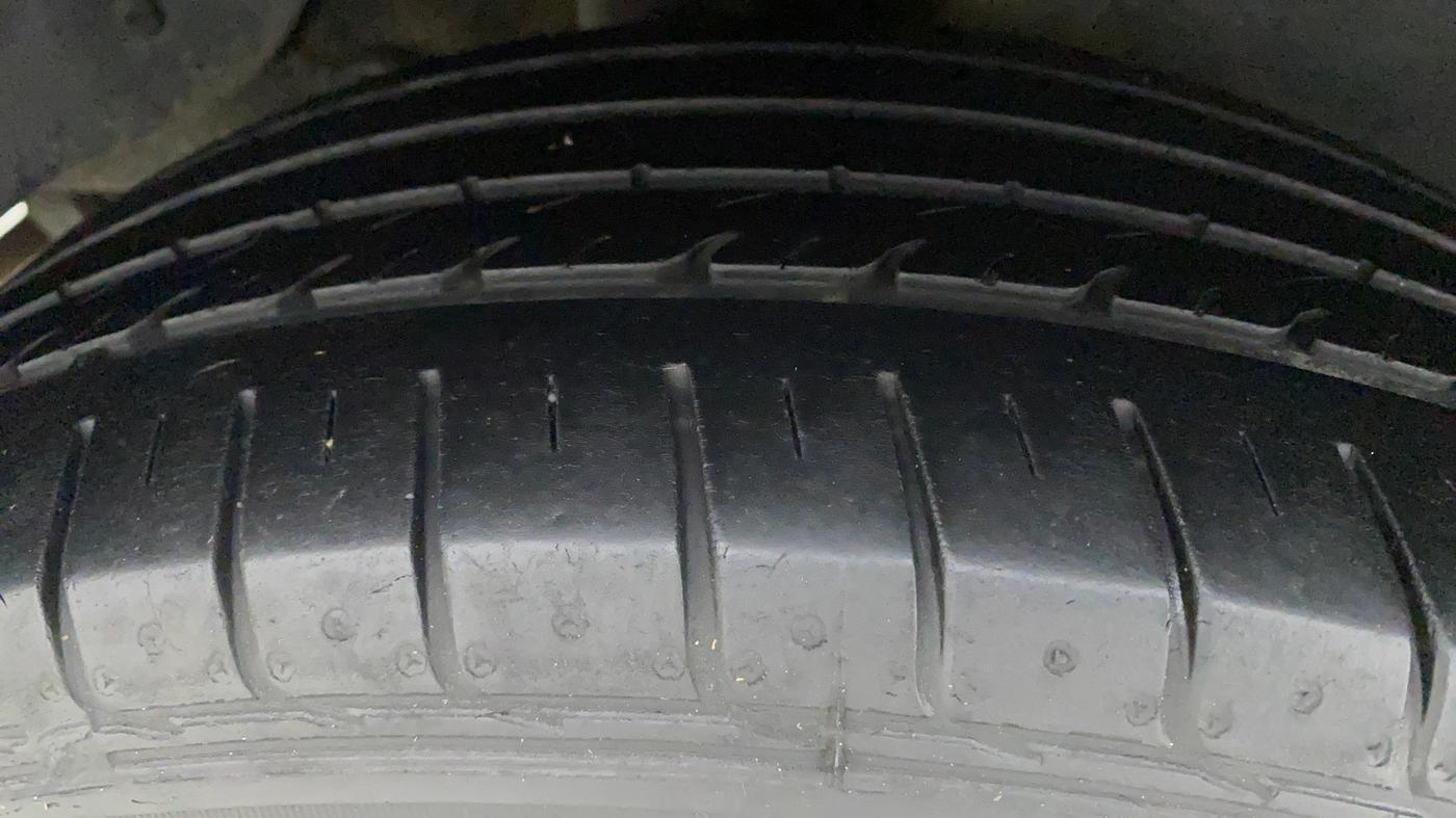 2018 Hyundai Creta E PLUS 1.6 PETROL, Petrol, Manual, 44,002 km, Right Rear Tyre Tread