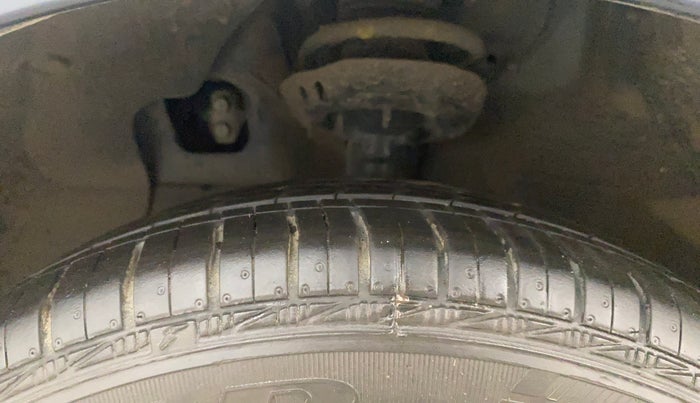 2021 Hyundai GRAND I10 NIOS SPORTZ 1.2 KAPPA VTVT, Petrol, Manual, 41,929 km, Left Front Tyre Tread