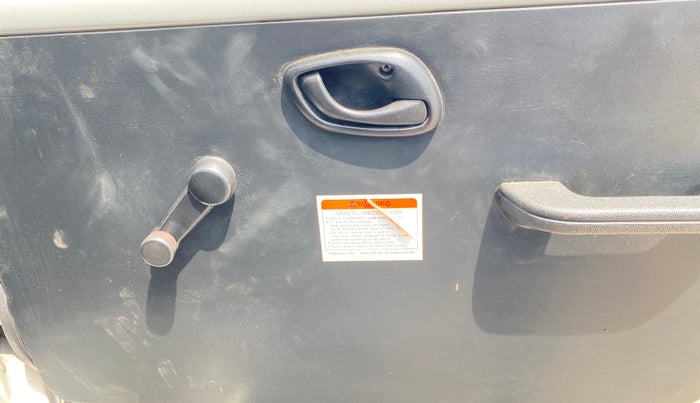 2021 Maruti Eeco 5 STR AC CNG, CNG, Manual, 67,284 km, Driver Side Door Panels Control