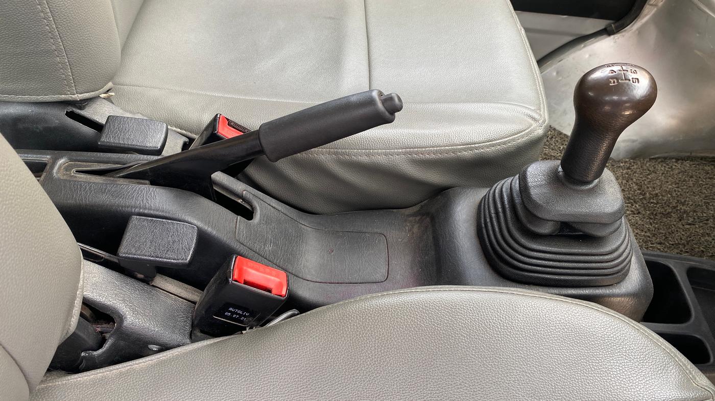 2021 Maruti Eeco 5 STR AC CNG, CNG, Manual, 67,557 km, Gear Lever