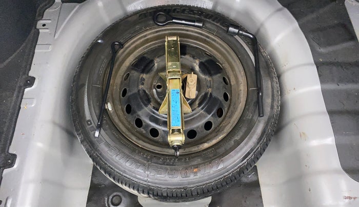 2016 Hyundai Verna FLUIDIC 1.6 VTVT S, Petrol, Manual, 51,723 km, Spare Tyre