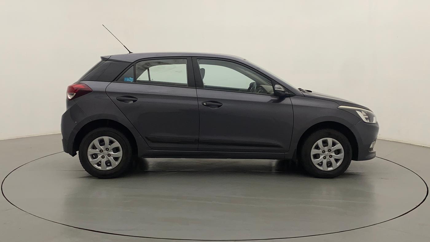 2016 Hyundai Elite i20 SPORTZ 1.2, Petrol, Manual, 16,301 km, Right Side