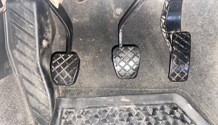 2021 Skoda KUSHAQ ACTIVE 1.0L TSI MT, Petrol, Manual, 59,379 km, Pedals