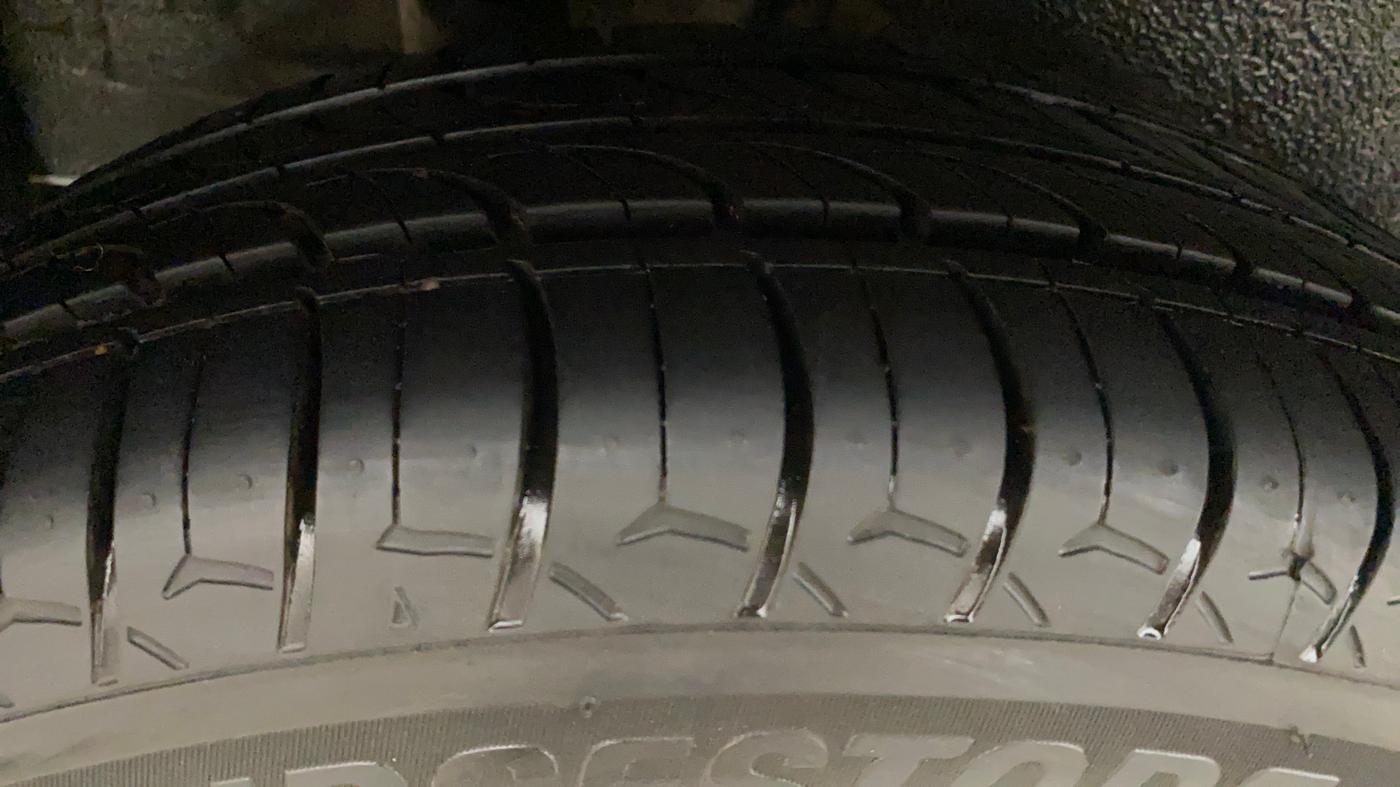 2019 Maruti IGNIS ZETA 1.2, Petrol, Manual, 72,660 km, Right Rear Tyre Tread
