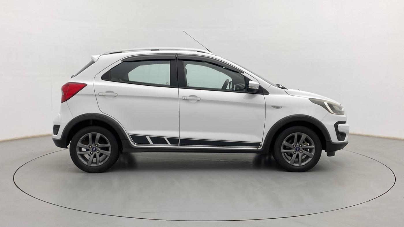 2019 Ford FREESTYLE TITANIUM PLUS 1.2 PETROL, Petrol, Manual, 44,591 km, Right Side View