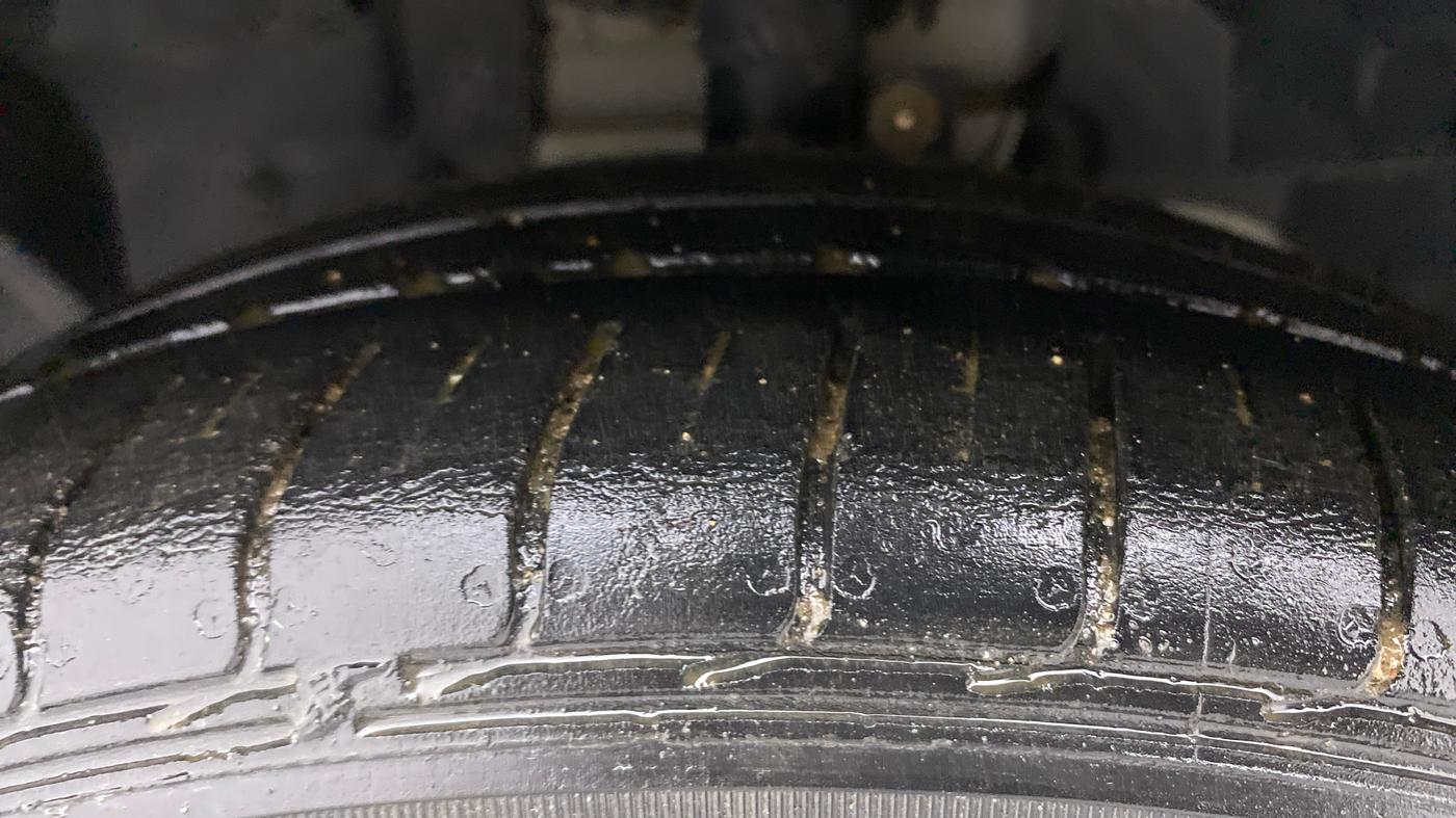 2019 Ford FREESTYLE TITANIUM PLUS 1.2 PETROL, Petrol, Manual, 44,591 km, Left Front Tyre Tread