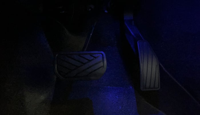 2019 Maruti IGNIS ZETA 1.2 AMT, Petrol, Automatic, 69,952 km, Pedals