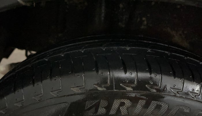 2019 Maruti IGNIS ZETA 1.2 AMT, Petrol, Automatic, 69,952 km, Right Rear Tyre Tread