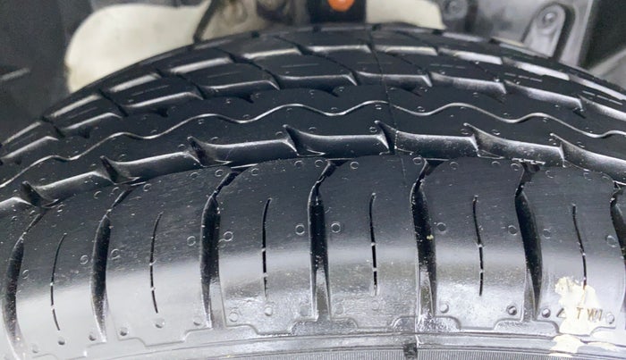 2014 Ford Ecosport 1.5 TREND TDCI, Diesel, Manual, 43,869 km, Right Front Tyre Tread