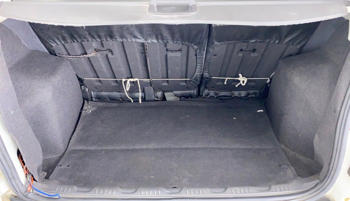 2014 Ford Ecosport 1.5 TREND TDCI, Diesel, Manual, 43,869 km, Boot Inside