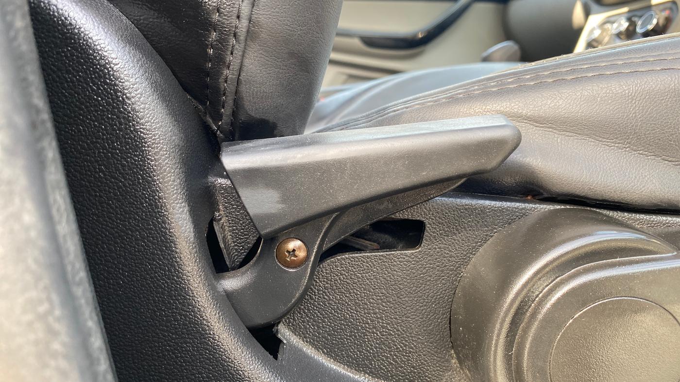 2018 Tata Tiago XZ PETROL, Petrol, Manual, 57,417 km, Driver Side Adjustment Panel