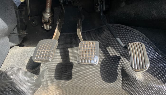 2018 Tata Tiago XZ PETROL, Petrol, Manual, 57,194 km, Pedals