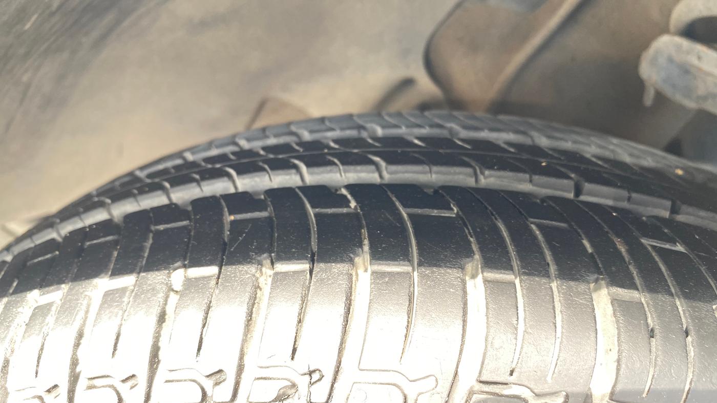 2018 Tata Tiago XZ PETROL, Petrol, Manual, 57,417 km, Right Front Tyre Tread