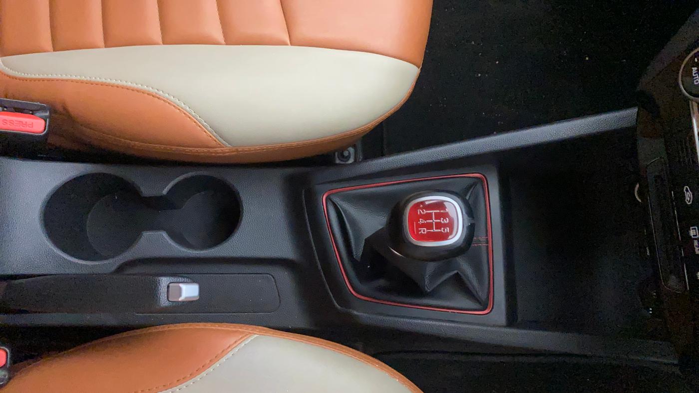 2018 Hyundai i20 Active 1.2 SX, Petrol, Manual, 55,143 km, Gear Lever