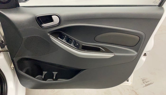 2016 Ford Figo Aspire TREND 1.2 PETROL, Petrol, Manual, 86,726 km, Driver Side Door Panels Control