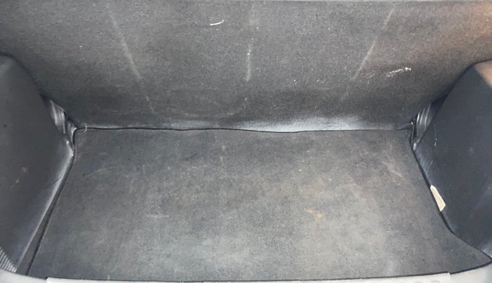 2016 Ford Figo Aspire TREND 1.2 PETROL, Petrol, Manual, 86,726 km, Boot Inside