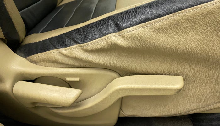 2013 Honda Amaze 1.2L I-VTEC S, Petrol, Manual, 42,548 km, Driver Side Adjustment Panel