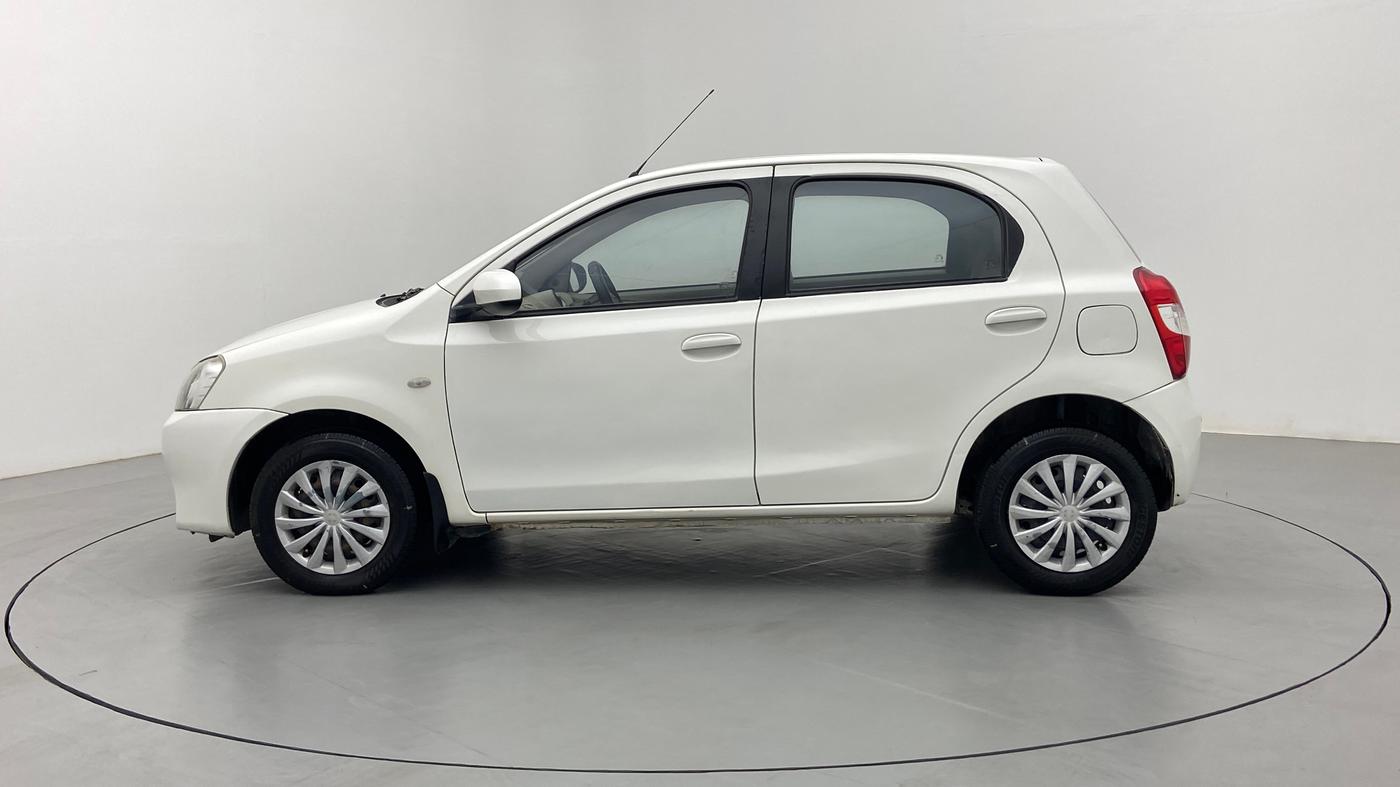 2013 Toyota Etios Liva GD SP, Diesel, Manual, 1,25,942 km, Left Side