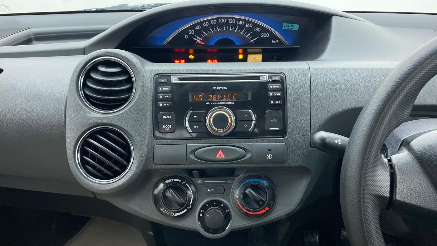 2013 Toyota Etios G, Petrol, Manual, 40,269 km, Air Conditioner