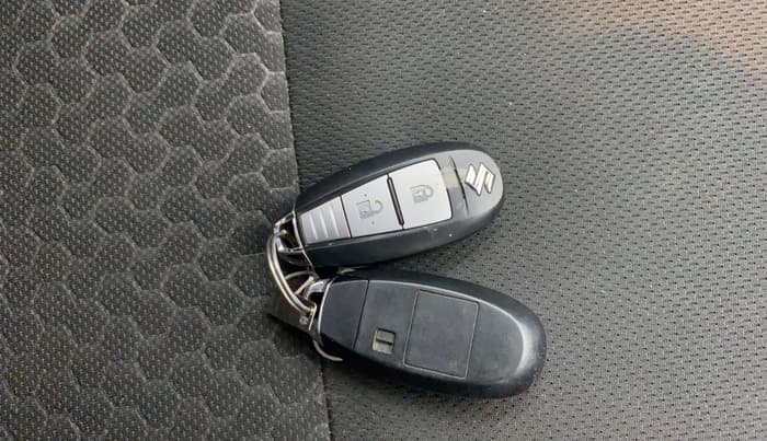 2022 Maruti Vitara Brezza ZXI, Petrol, Manual, 29,185 km, Key Close Up