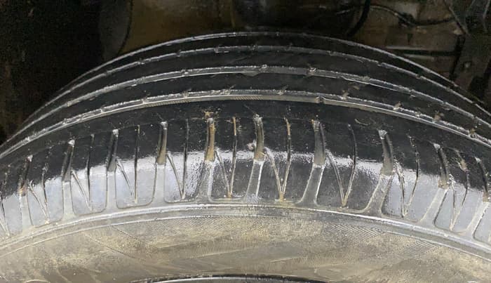 2022 Maruti Vitara Brezza ZXI, Petrol, Manual, 29,185 km, Right Front Tyre Tread
