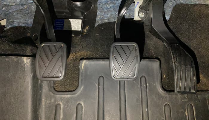 2022 Maruti Vitara Brezza ZXI, Petrol, Manual, 29,185 km, Pedals