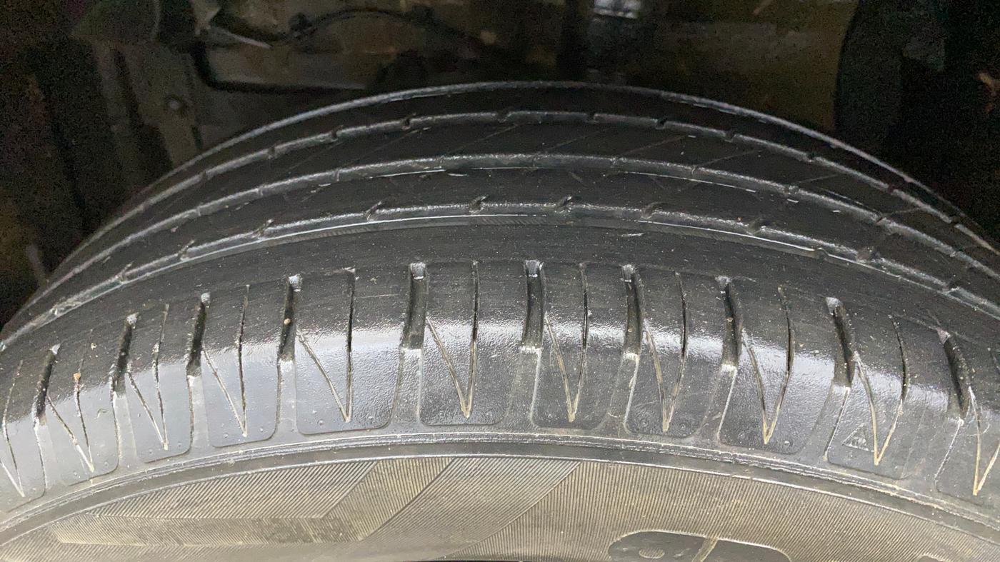 2022 Maruti Vitara Brezza ZXI, Petrol, Manual, 29,185 km, Left Front Tyre Tread