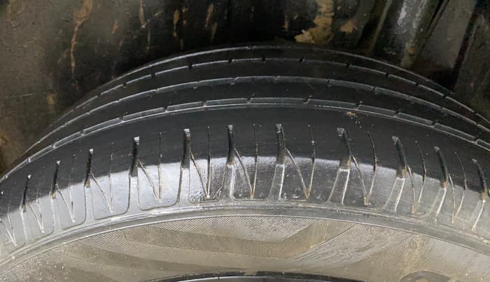 2022 Maruti Vitara Brezza ZXI, Petrol, Manual, 29,185 km, Left Rear Tyre Tread