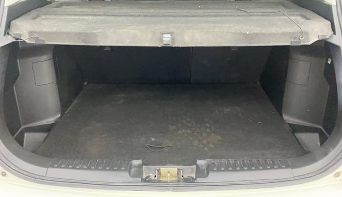 2022 Maruti Vitara Brezza ZXI, Petrol, Manual, 29,185 km, Boot Inside