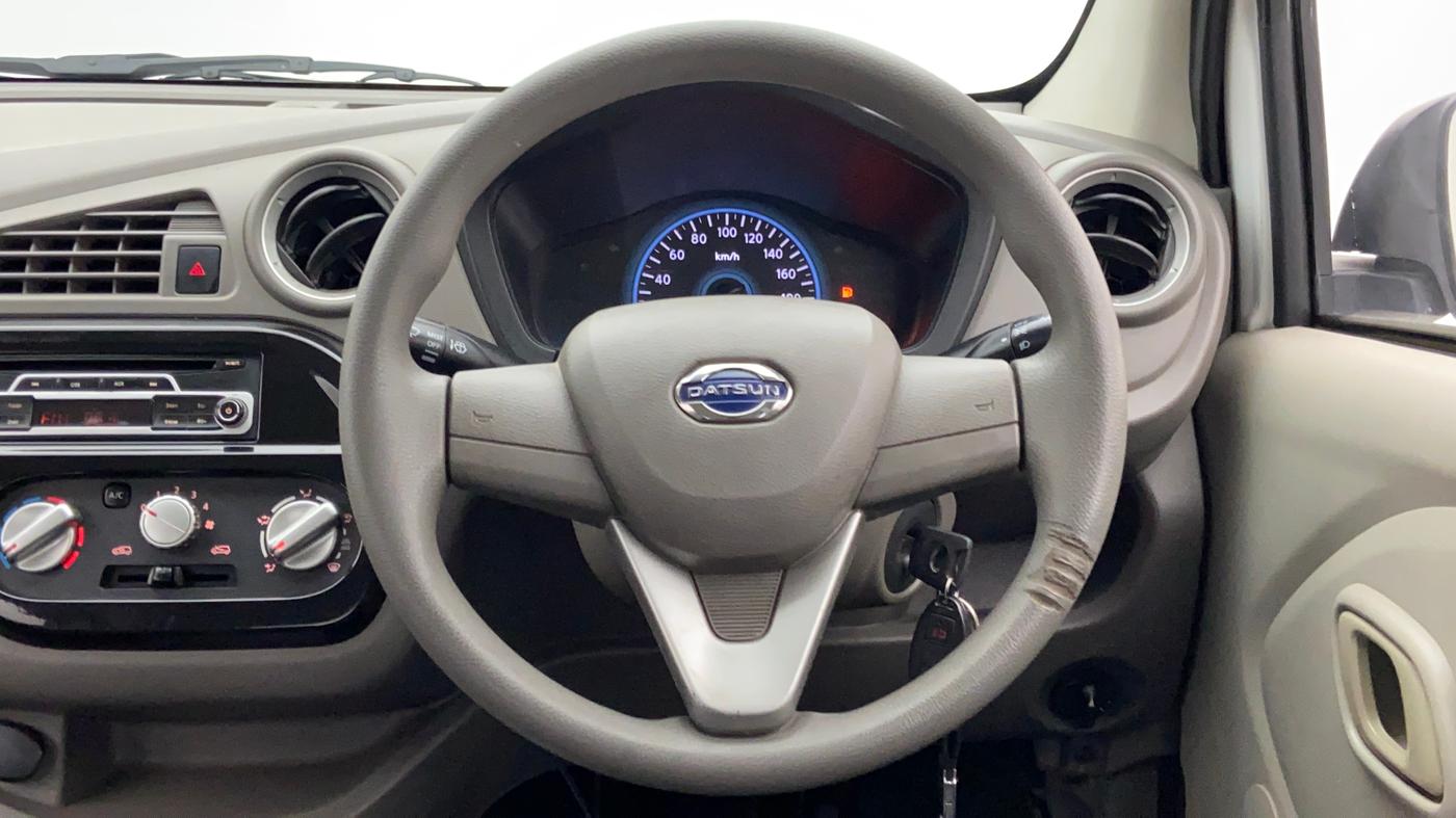 2017 Datsun Redi Go T (O), Petrol, Manual, 56,622 km, Steering Wheel Close Up