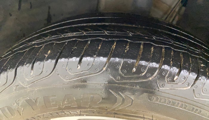 2022 Skoda SLAVIA STYLE 1.5L TSI DSG, Petrol, Automatic, 44,103 km, Left Front Tyre Tread