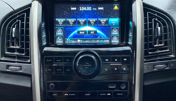 2018 Mahindra XUV500 W9, Diesel, Manual, 84,193 km, Infotainment System