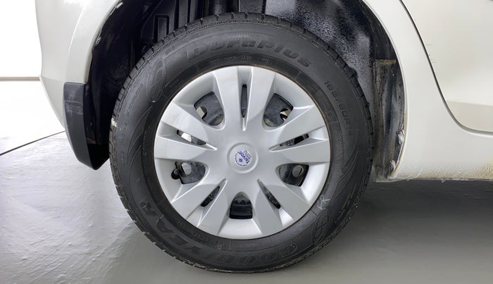 2017 Maruti Swift VXI OPT, Petrol, Manual, 55,161 km, Right Rear Wheel