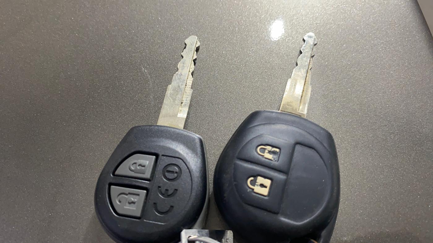 2019 Maruti Dzire VXI AMT, Petrol, Automatic, 28,307 km, Key Close Up
