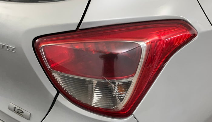 2017 Hyundai Grand i10 SPORTZ (O) 1.2 KAPPA VTVT, Petrol, Manual, 82,076 km, Right tail light - < 2 inches,no. = 2