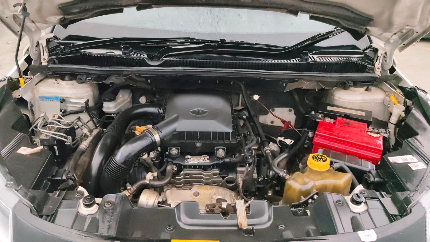 2021 Tata NEXON XZ PLUS PETROL, Petrol, Manual, 70,967 km, Engine View