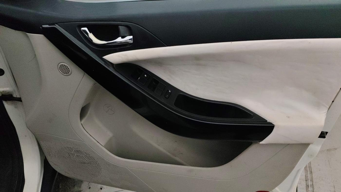 2021 Tata NEXON XZ PLUS PETROL, Petrol, Manual, 70,967 km, Driver Side Door Panels Control