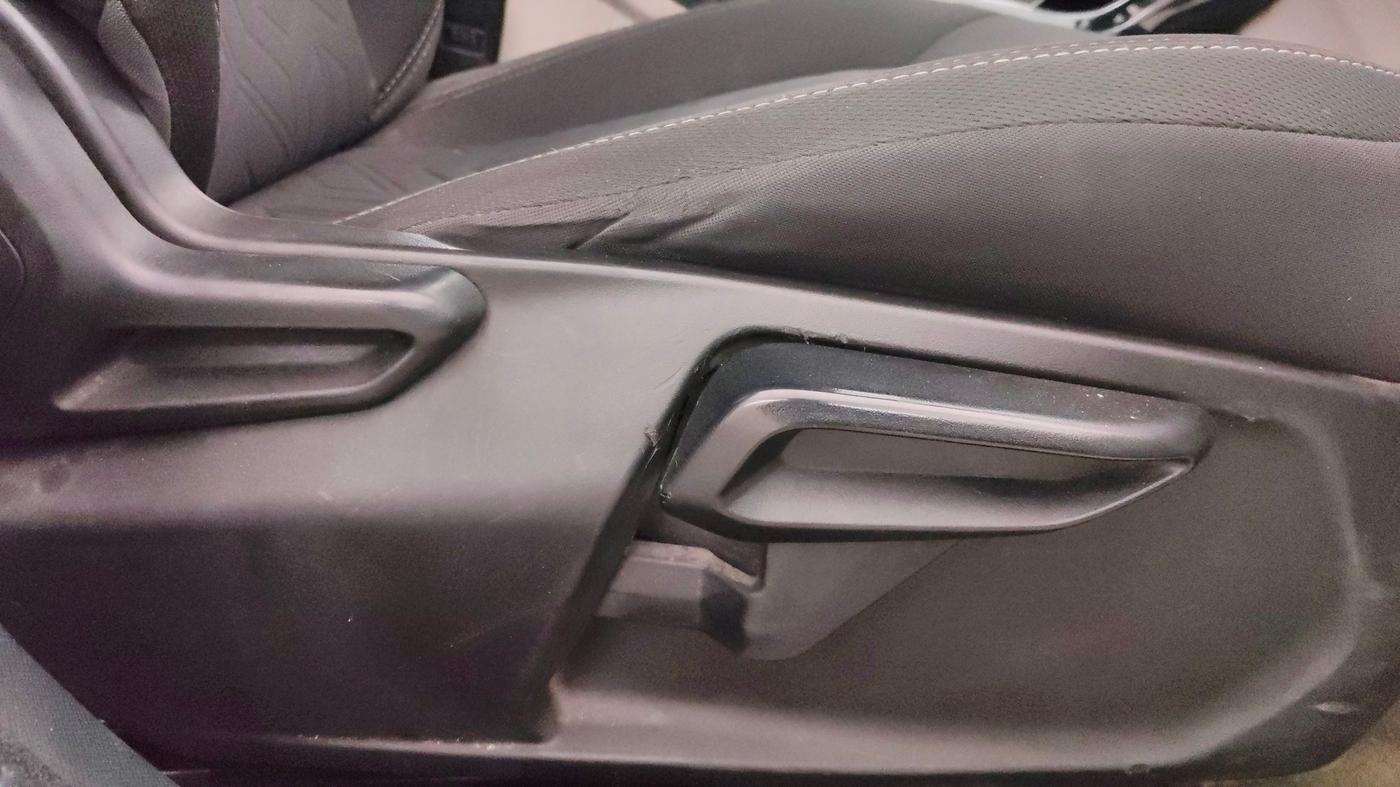 2021 Tata NEXON XZ PLUS PETROL, Petrol, Manual, 70,967 km, Driver Side Adjustment Panel