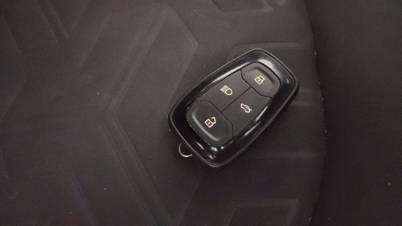 2021 Tata NEXON XZ PLUS PETROL, Petrol, Manual, 70,967 km, Key Close Up