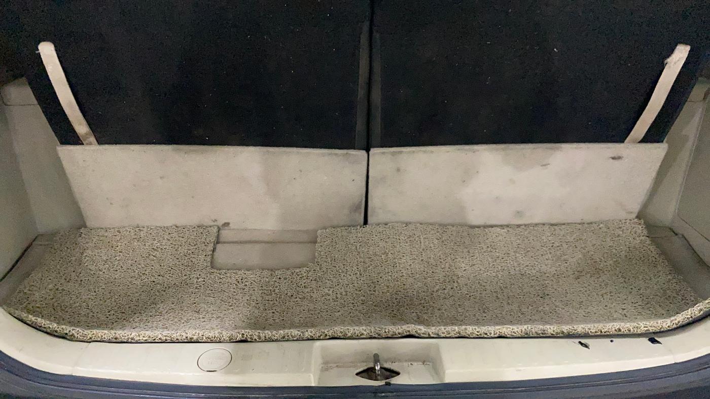 2017 Maruti Ertiga ZDI SHVS, Diesel, Manual, 1,14,442 km, Boot Inside