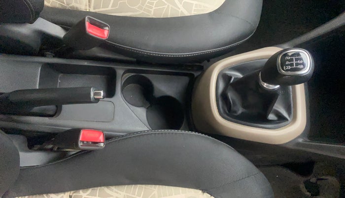 2014 Hyundai Grand i10 SPORTZ 1.2 KAPPA VTVT, Petrol, Manual, 60,381 km, Gear Lever