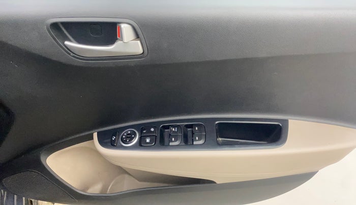 2014 Hyundai Grand i10 SPORTZ 1.2 KAPPA VTVT, Petrol, Manual, 60,381 km, Driver Side Door Panels Control