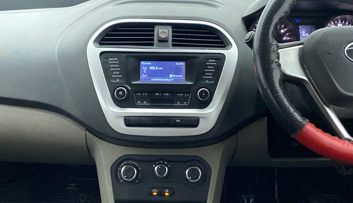 2016 Tata Tiago XT PETROL, Petrol, Manual, 1,10,096 km, Air Conditioner