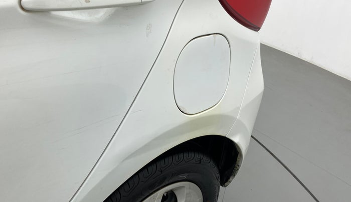 2016 Tata Tiago XT PETROL, Petrol, Manual, 1,10,096 km, Left quarter panel - Slightly dented